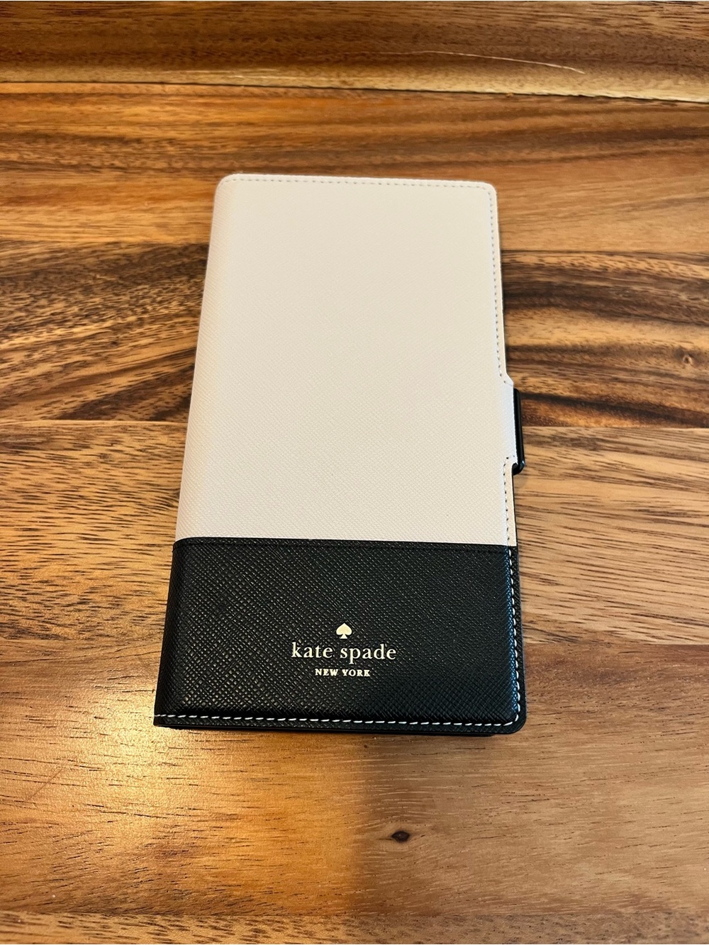 kate spade Two-Tone Leather Folio Magnetic Phone Case in Beige and Black
